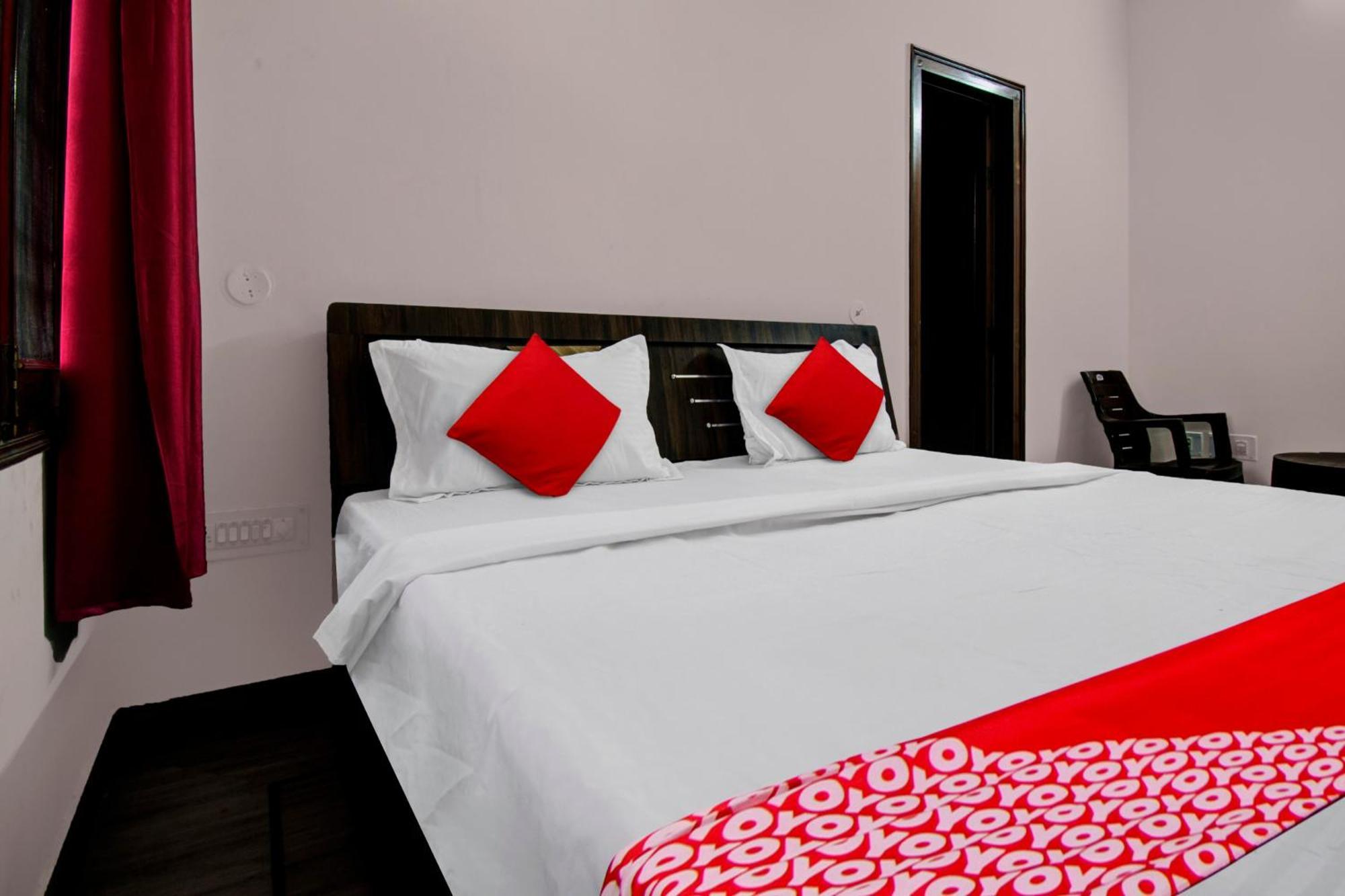 Hotel O Pink Heaven Джайпур Екстериор снимка